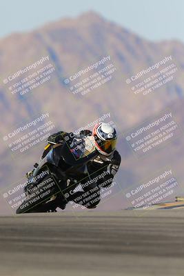 media/Dec-10-2023-SoCal Trackdays (Sun) [[0ce70f5433]]/Turn 9 (130pm)/